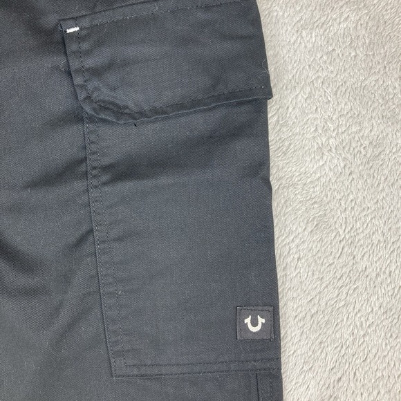 True Religion Mens Belted Logo Cargo Shorts Jet Black Size 30 #700378 NWT - Picture 6 of 14